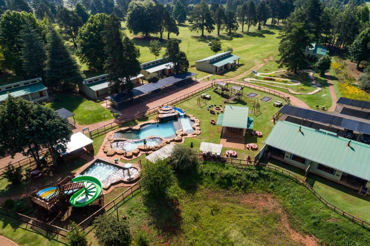Gooderson Monks Cowl Golf Resort Champagne Valley Exterior foto