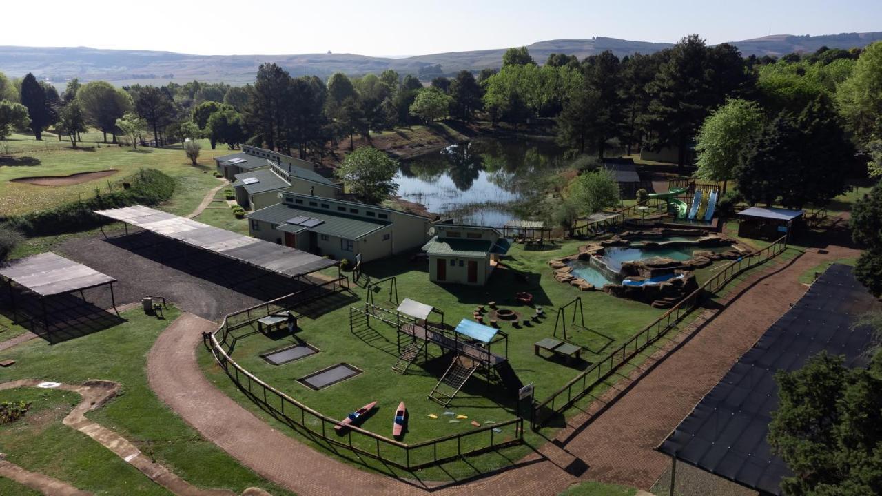 Gooderson Monks Cowl Golf Resort Champagne Valley Exterior foto