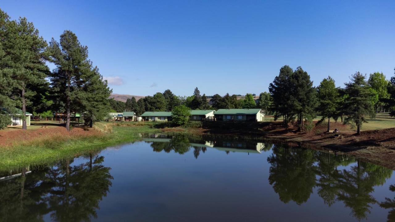 Gooderson Monks Cowl Golf Resort Champagne Valley Exterior foto