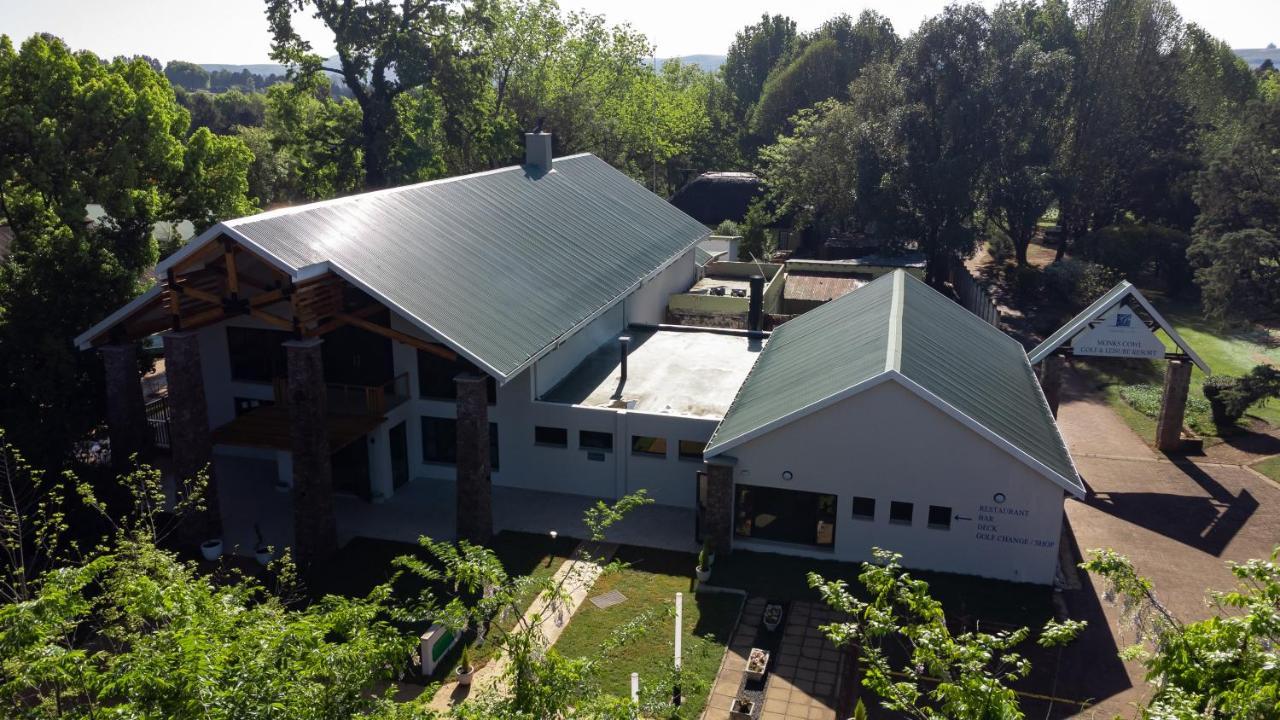 Gooderson Monks Cowl Golf Resort Champagne Valley Exterior foto