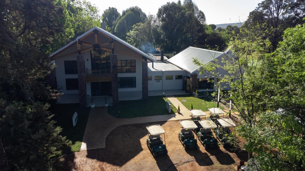 Gooderson Monks Cowl Golf Resort Champagne Valley Exterior foto