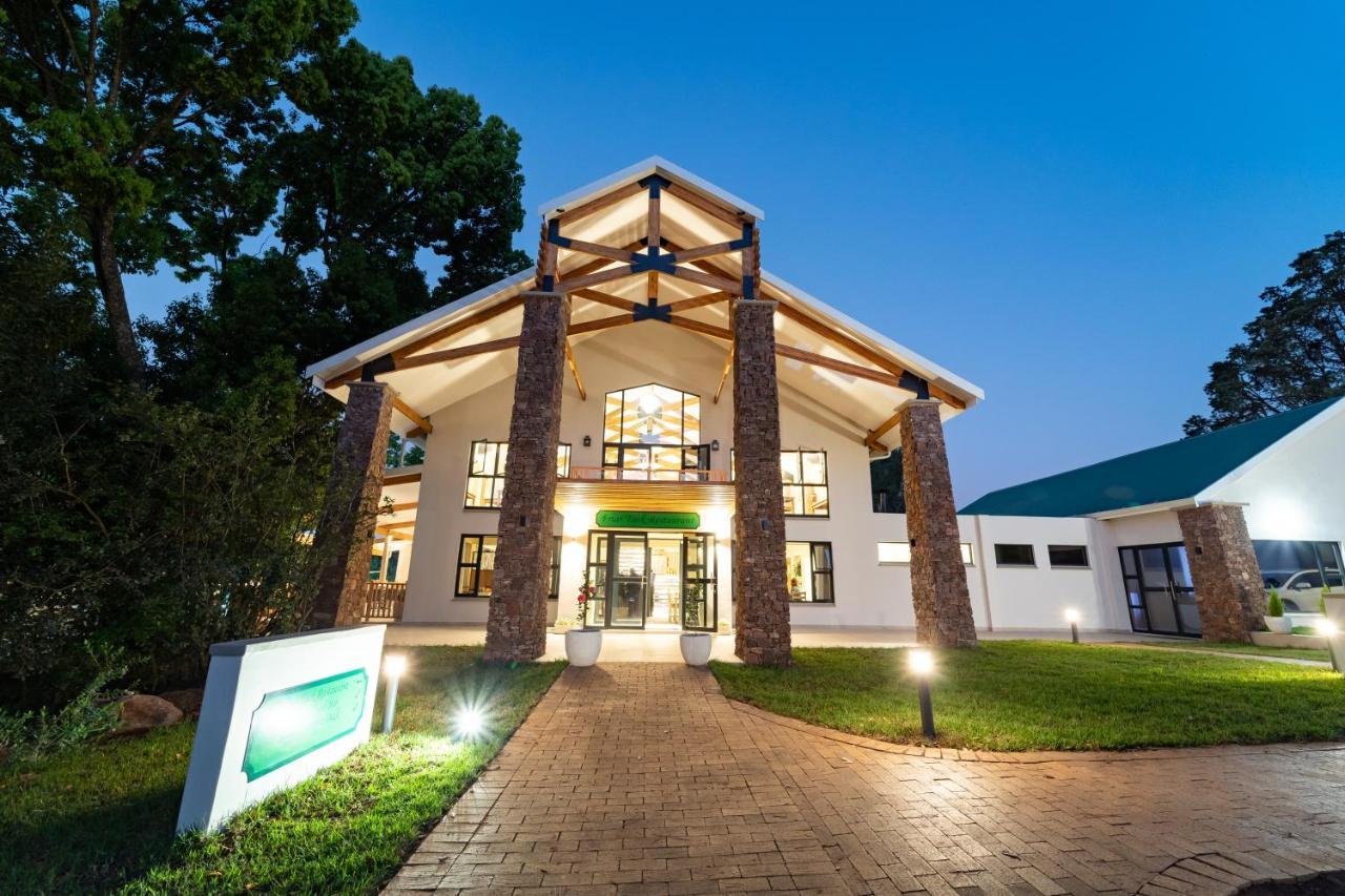 Gooderson Monks Cowl Golf Resort Champagne Valley Exterior foto