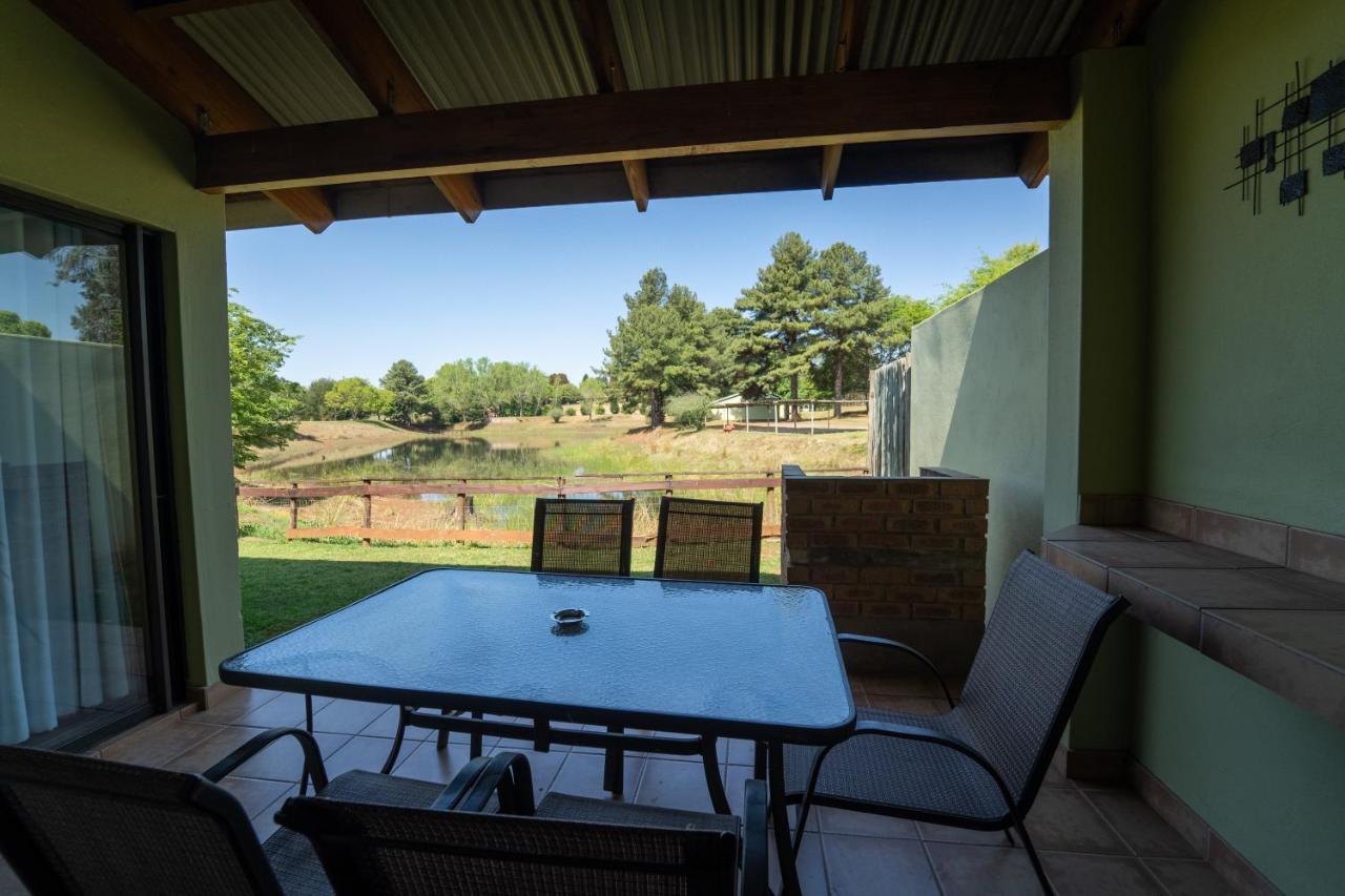 Gooderson Monks Cowl Golf Resort Champagne Valley Exterior foto
