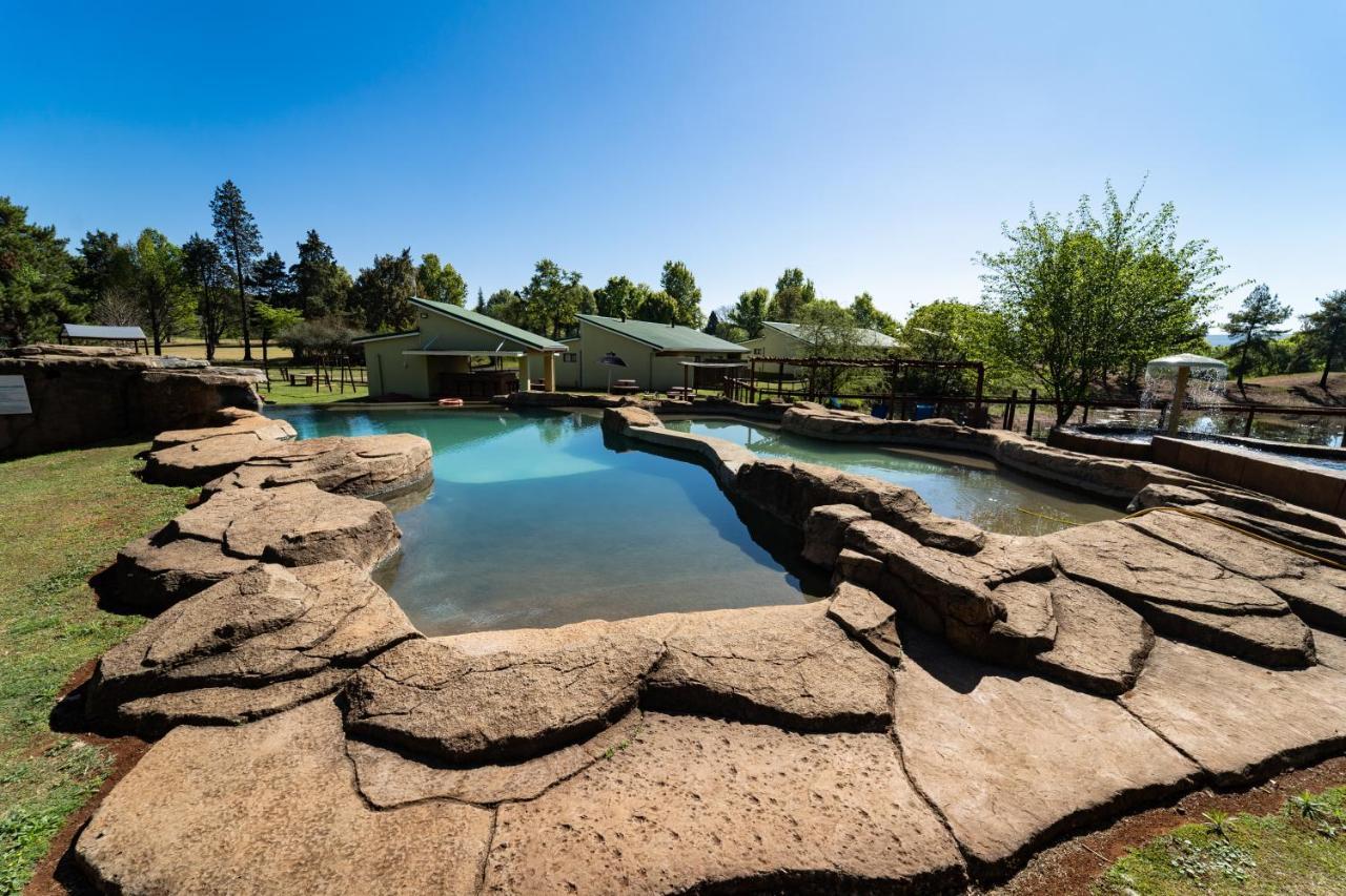 Gooderson Monks Cowl Golf Resort Champagne Valley Exterior foto