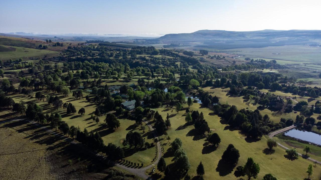 Gooderson Monks Cowl Golf Resort Champagne Valley Exterior foto