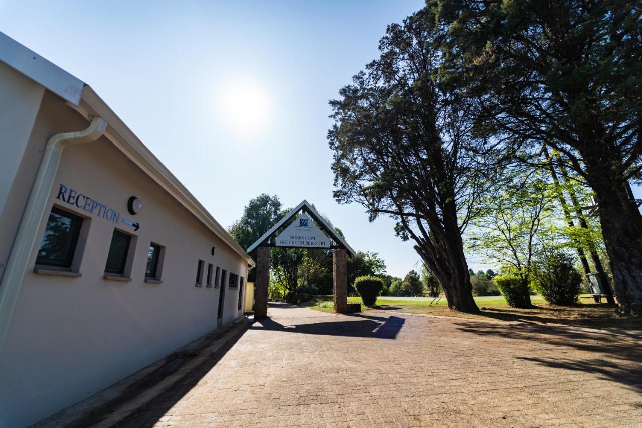 Gooderson Monks Cowl Golf Resort Champagne Valley Exterior foto
